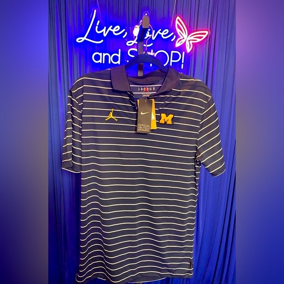 NWT UofM Nike Wolverines Icon Victory Coaches 2023 Early Season Performance Polo - Picture 4 of 9